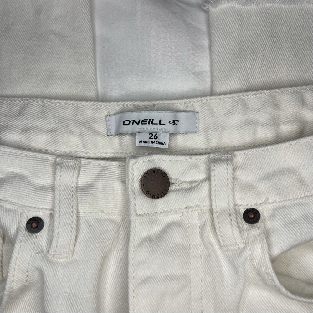 O’Neill Ripped Mom Jeans - Picture 4 of 5